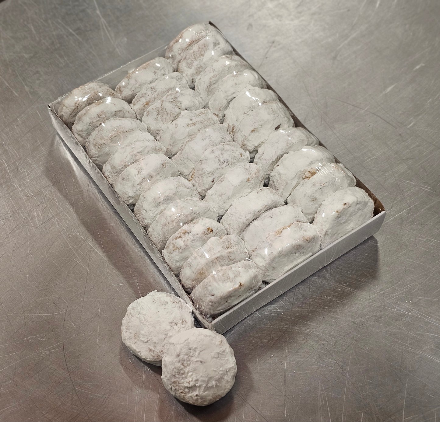 
                  
                    Meltaway Cookies
                  
                